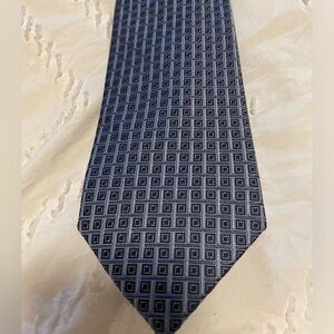 Saks Fifth Avenue men’s tie